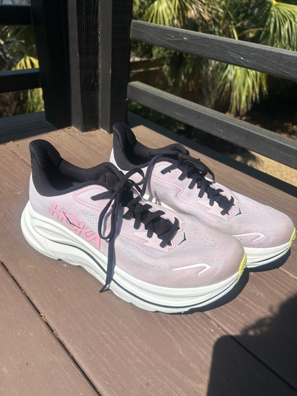 Hoka Clifton 10 Carnation/Starlight Glow size 11B